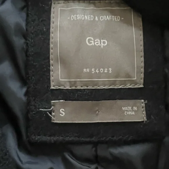 Gap’s men navy double breasted coat - Picture 6 of 6